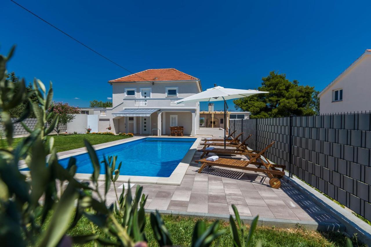 Kristina Holiday Home With Private Swimmingpool Visocane Ngoại thất bức ảnh